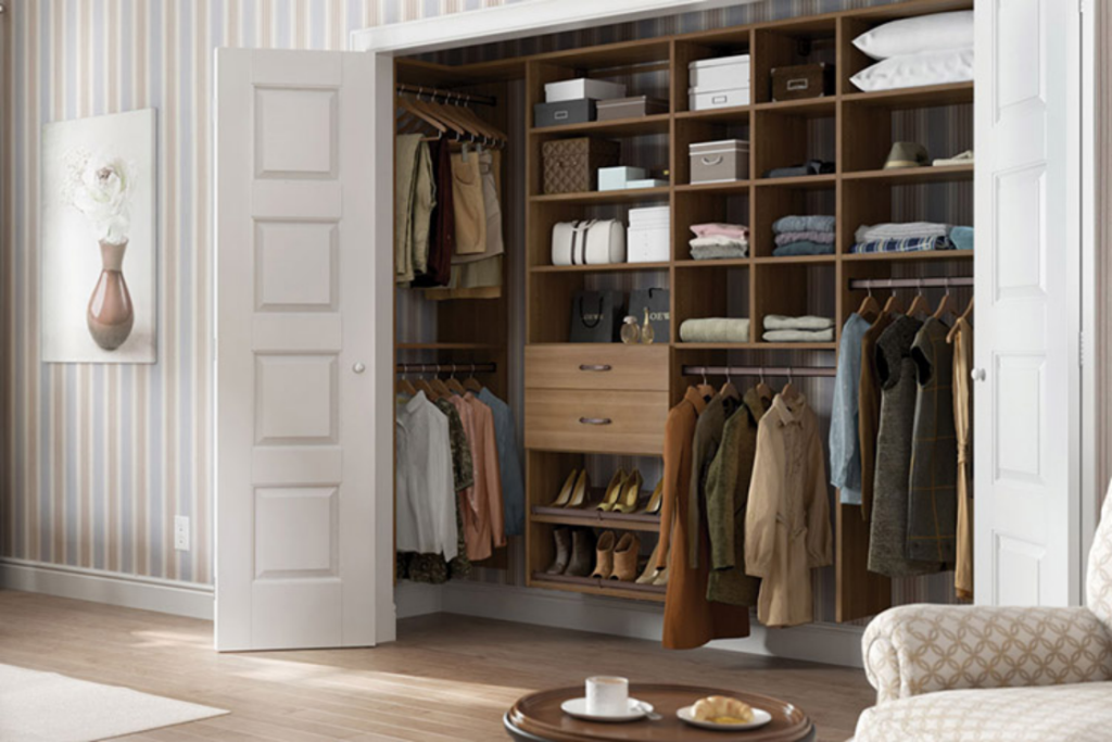 Walk-in Closet